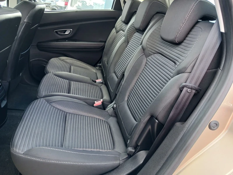 Renault Scenic 1.5 dci ПЪЛНА СЕРВИЗНА КНИЖКА , снимка 11 - Автомобили и джипове - 50121855