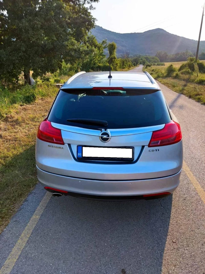 Opel Insignia, снимка 4 - Автомобили и джипове - 52516372