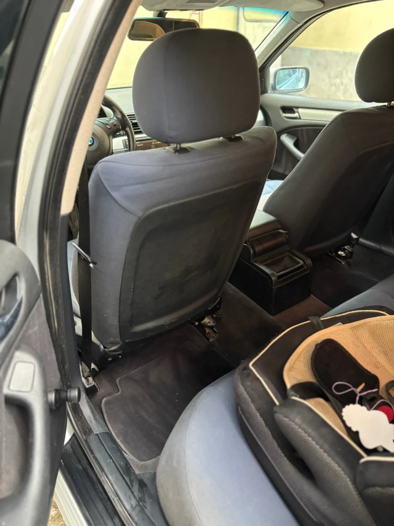 BMW 320, снимка 9 - Автомобили и джипове - 52076960