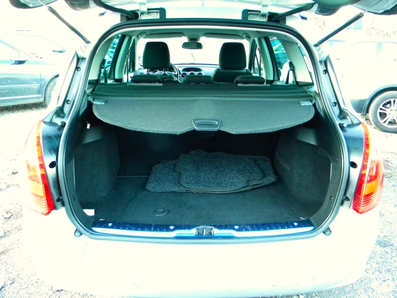 Peugeot 308 SW* 1.6ecoHDI-186000km- АВТОМАТИК-KATO НОВО  EURO5, снимка 8 - Автомобили и джипове - 52388216