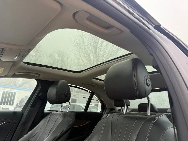 Mercedes-Benz E 220 194к.с. - 9G Tronic - Топ състояние, снимка 14 - Автомобили и джипове - 52660278