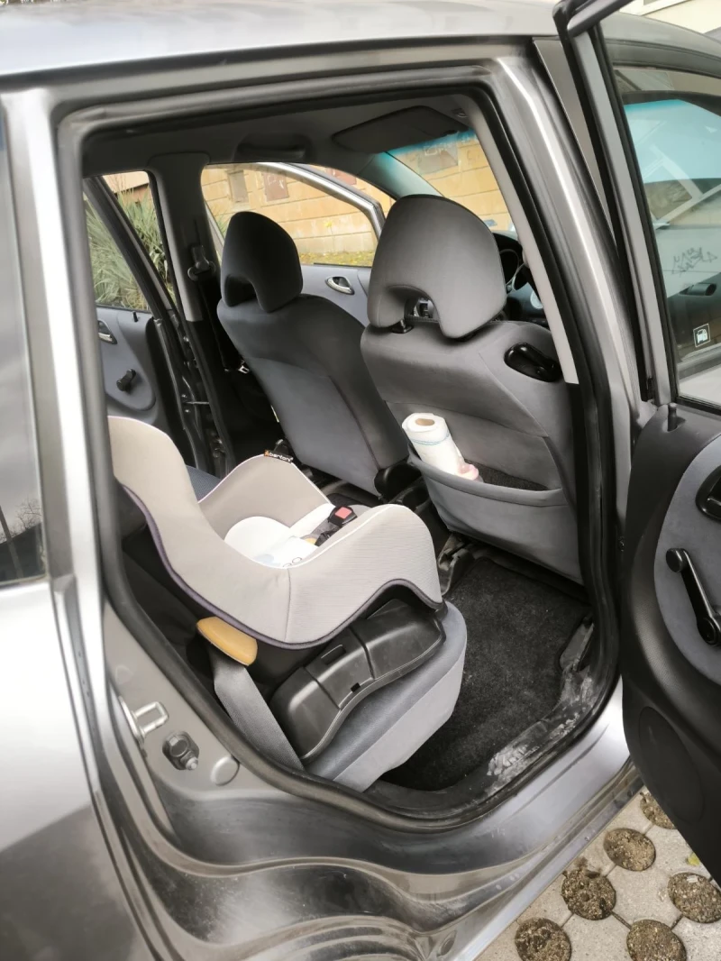 Honda Jazz 1.3 idsl, снимка 4 - Автомобили и джипове - 52905024