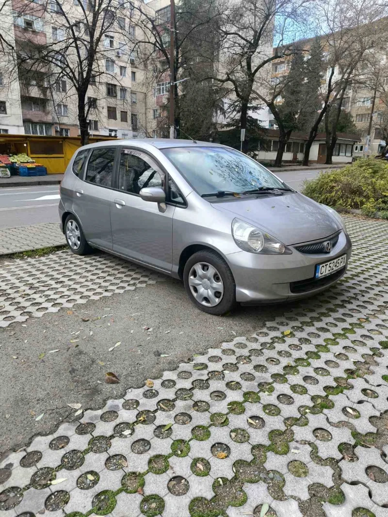 Honda Jazz 1.3 idsl, снимка 2 - Автомобили и джипове - 52905024