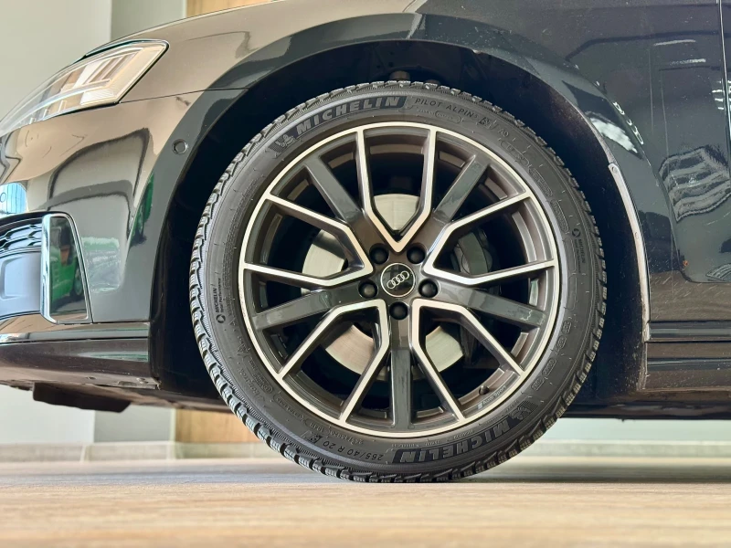 Audi A8 L 50TDI 3xS line 1-ви СОБСТВЕНИК, снимка 5 - Автомобили и джипове - 52928369