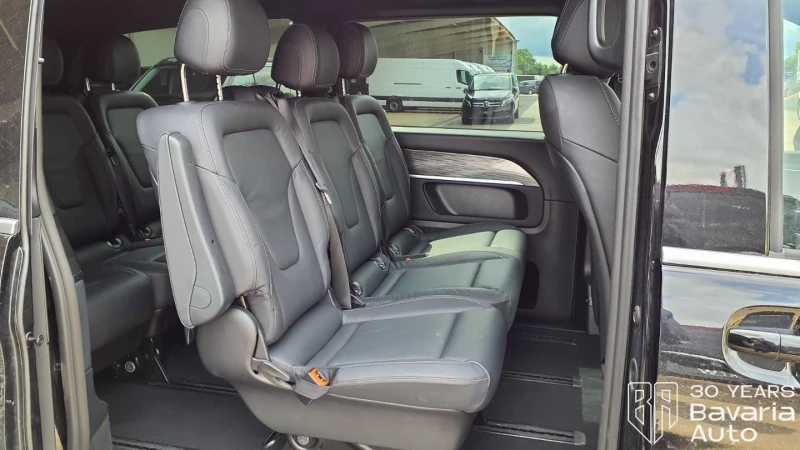 Mercedes-Benz 300 d extralang 4Matic Avantgarde Edition, снимка 8 - Автомобили и джипове - 53170716