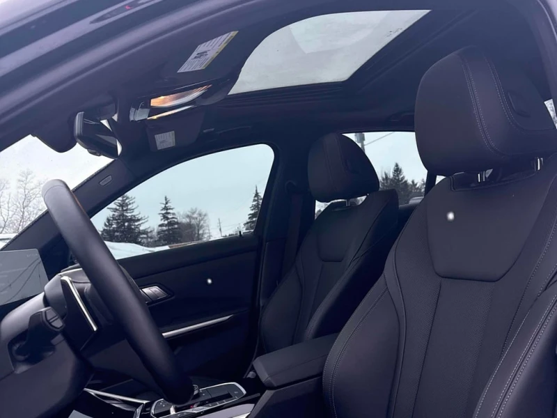 BMW 330 * 330i xDrive * CARFAX * БЕЗ ПЪРВОНАЧАЛНА ВНОСКА, снимка 11 - Автомобили и джипове - 53203580