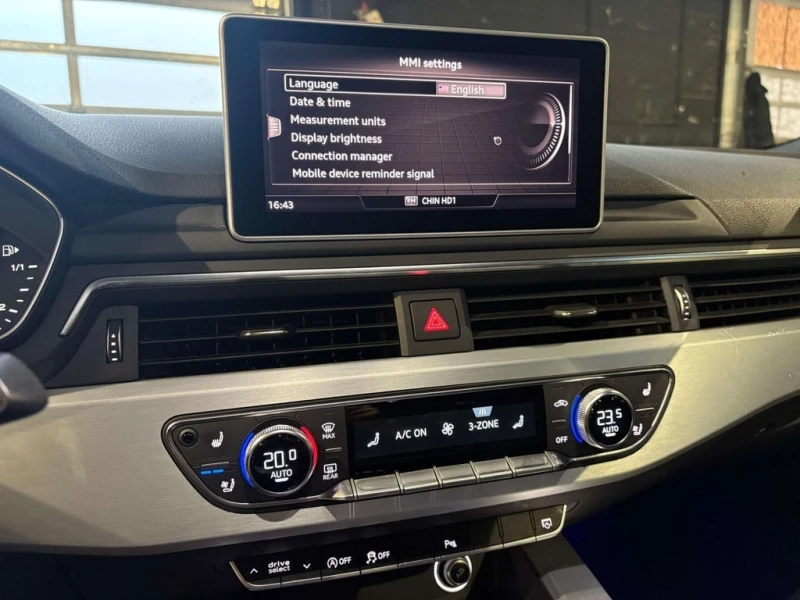 Audi A4 quattro Теchnik CARFAX, снимка 16 - Автомобили и джипове - 53368646