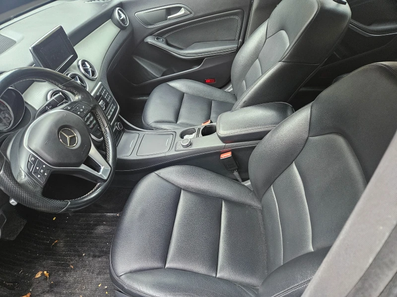 Mercedes-Benz CLA 200, снимка 6 - Автомобили и джипове - 53446727