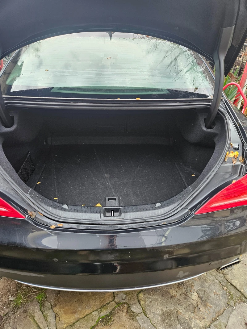 Mercedes-Benz CLA 200, снимка 9 - Автомобили и джипове - 53446727