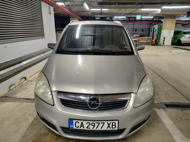Opel Zafira Метан, снимка 4 - Автомобили и джипове - 53576777