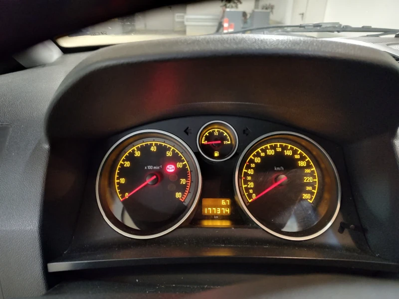 Opel Zafira Метан, снимка 6 - Автомобили и джипове - 53576777