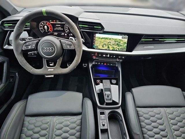 Audi Rs3 2.5 TFSI/QUATTRO/CERAMIC/DYNAMIC/B&O/360/HEAD UP/, снимка 11 - Автомобили и джипове - 46066882