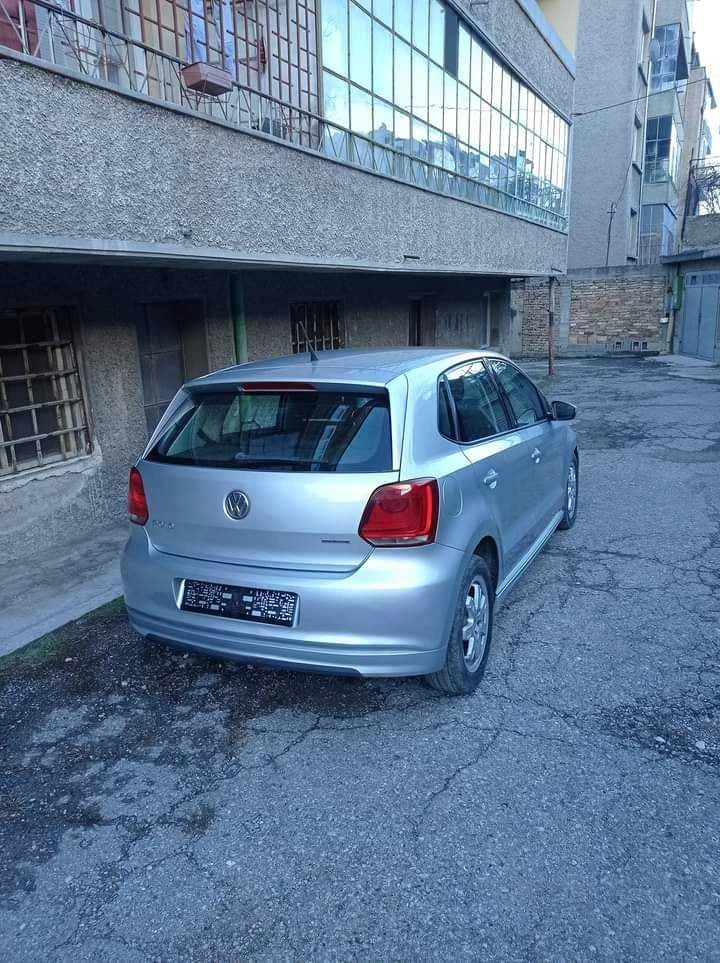 VW Polo, снимка 4 - Автомобили и джипове - 48444207