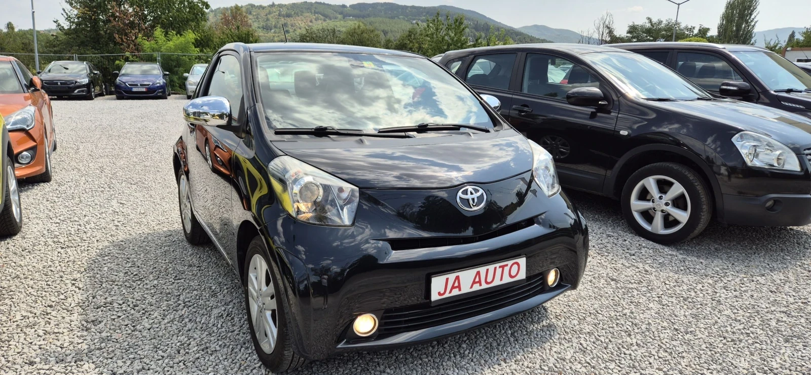 Toyota IQ 1.3VVTI-98кс.клима - изображение 3