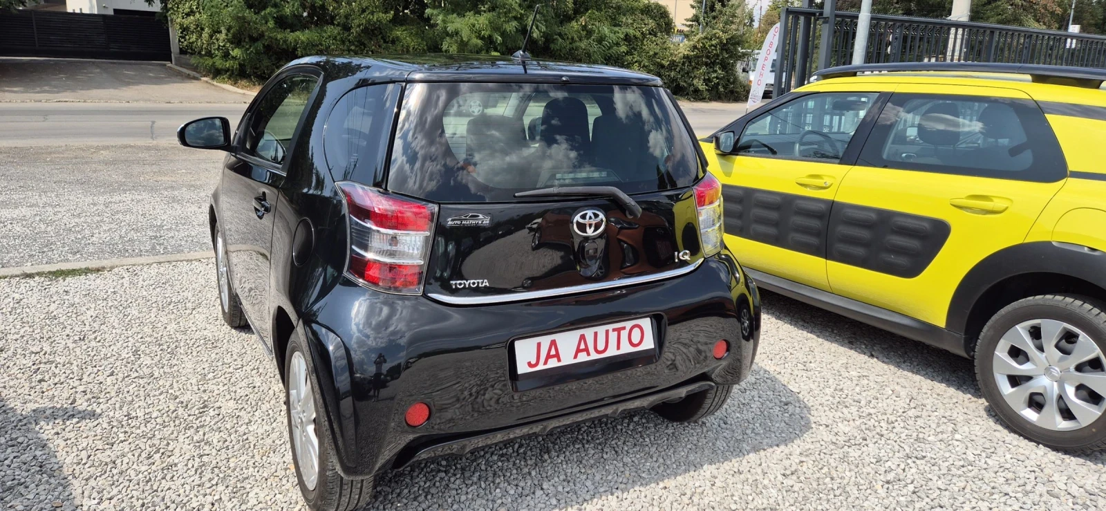 Toyota IQ 1.3VVTI-98кс.клима - изображение 8