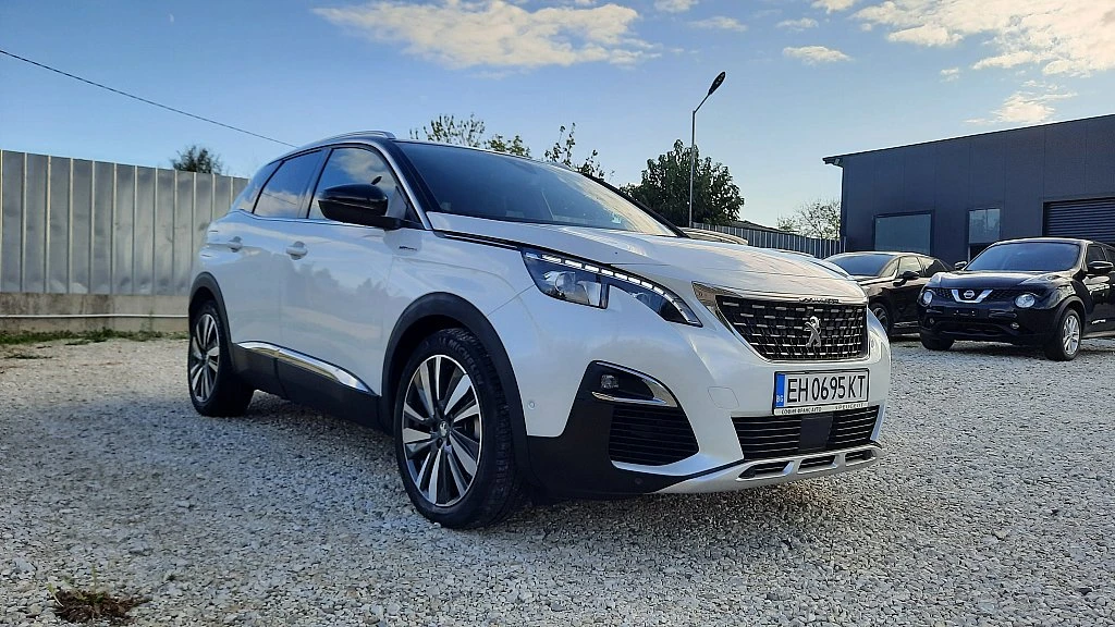 Peugeot 3008 GT+ * * * 4X4* * * Plug in* * * ЛУКС - изображение 3