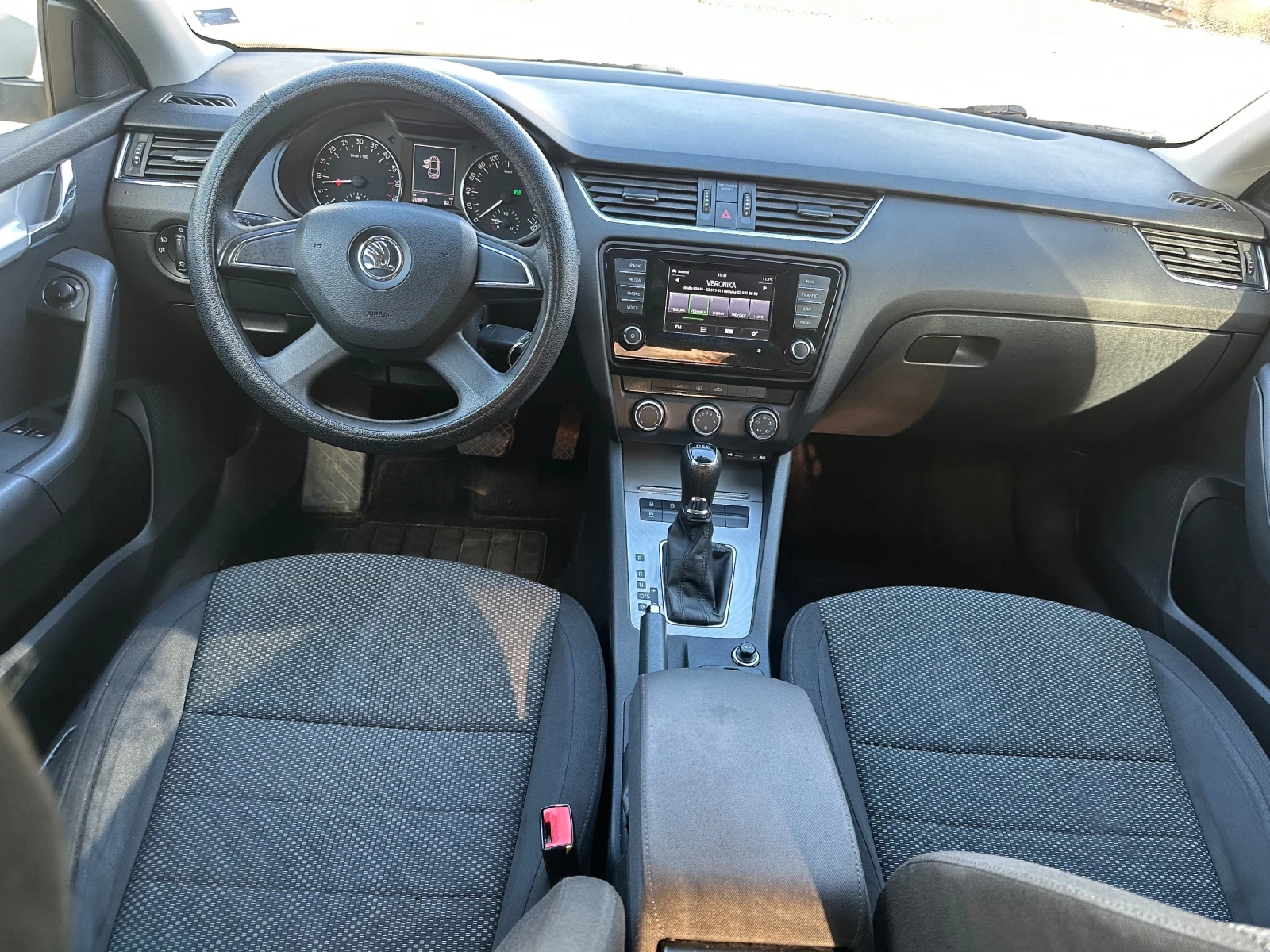 Skoda Octavia, снимка 10 - Автомобили и джипове - 47883191