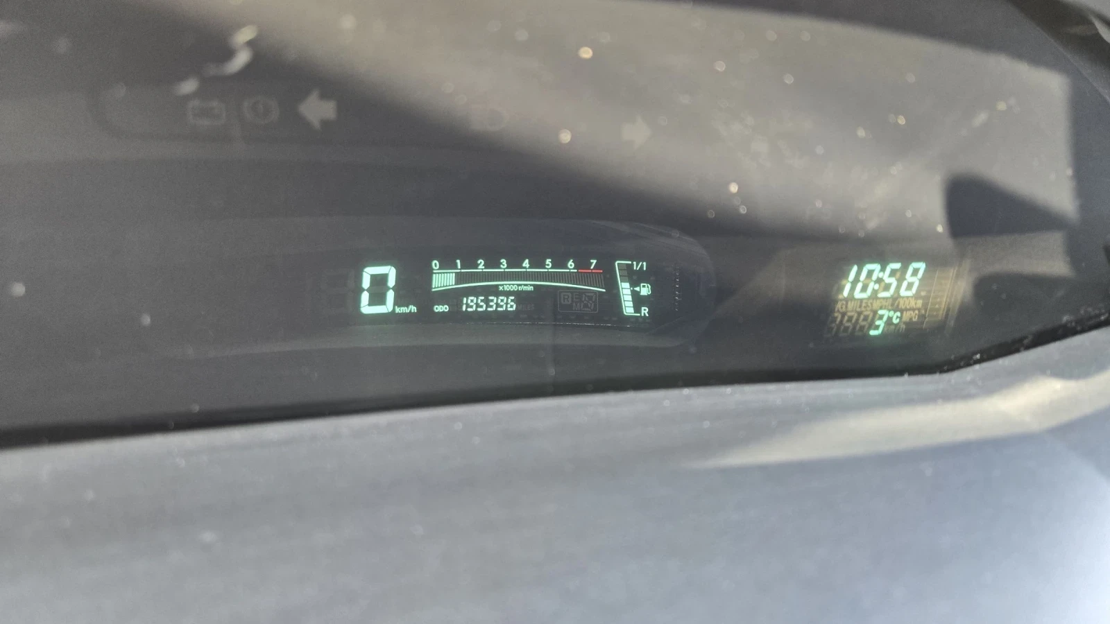Toyota Yaris 1.3 АГУ КЛИМА - изображение 6