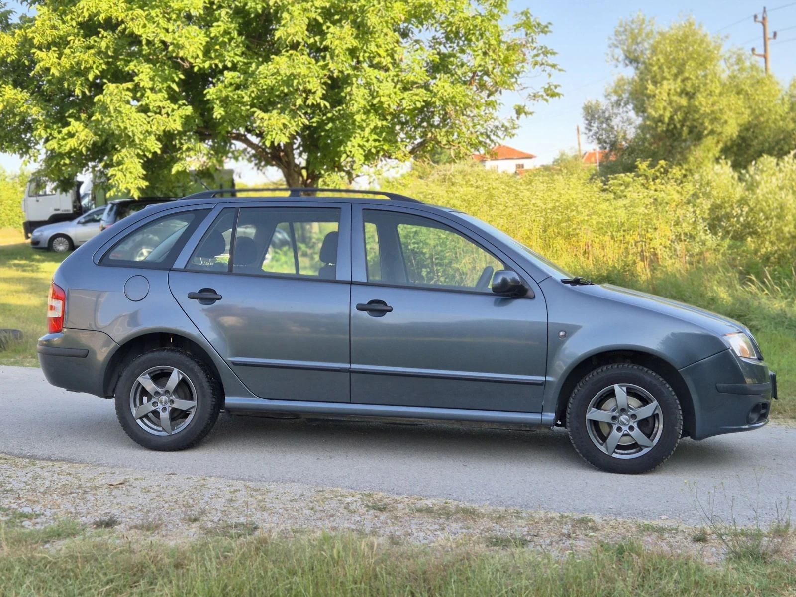 Skoda Fabia 1.4 i - изображение 4