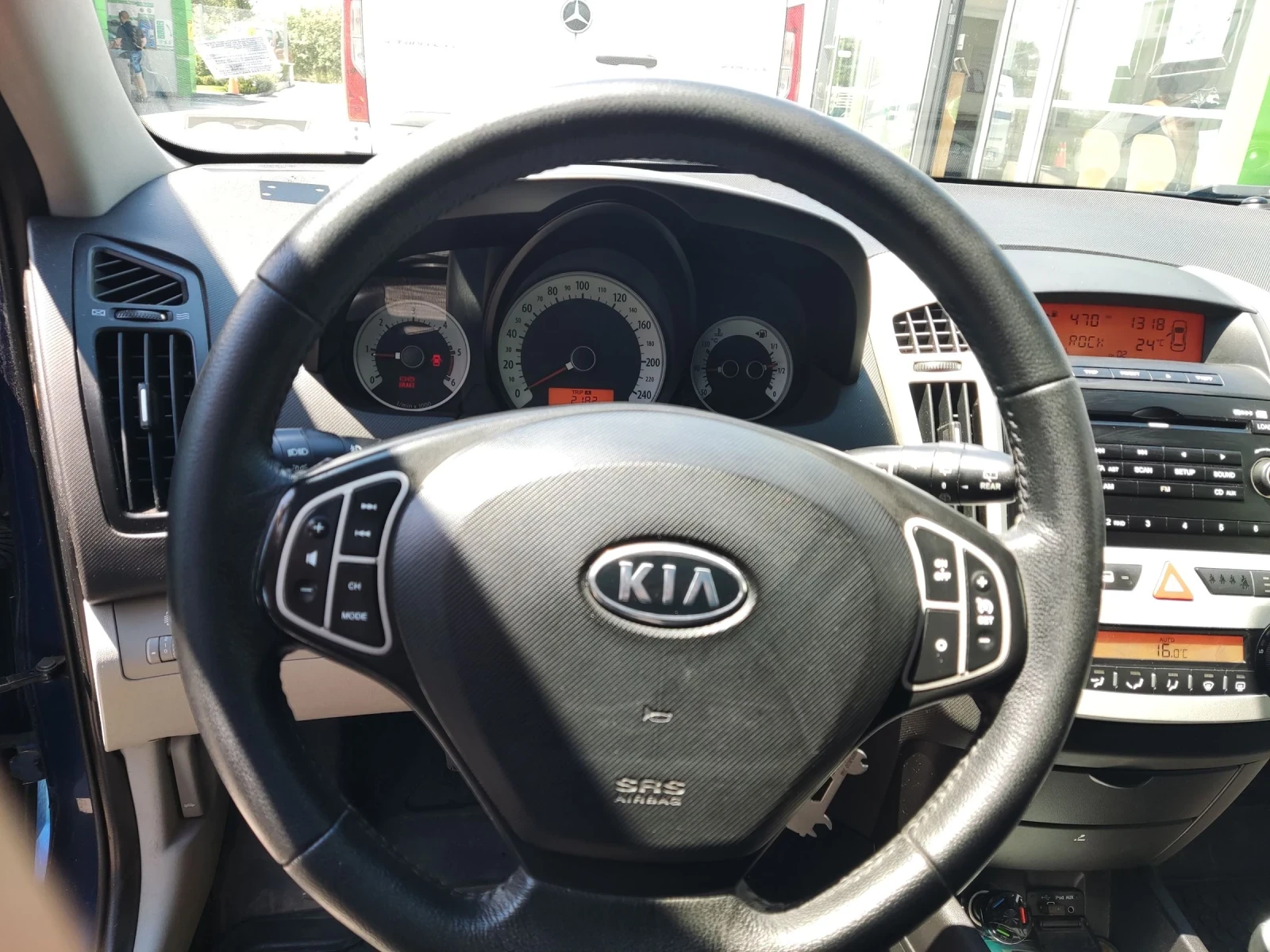 Kia Ceed 1.6CRDI 116к.с. евро4/еко3 | Mobile.bg — изображение 15