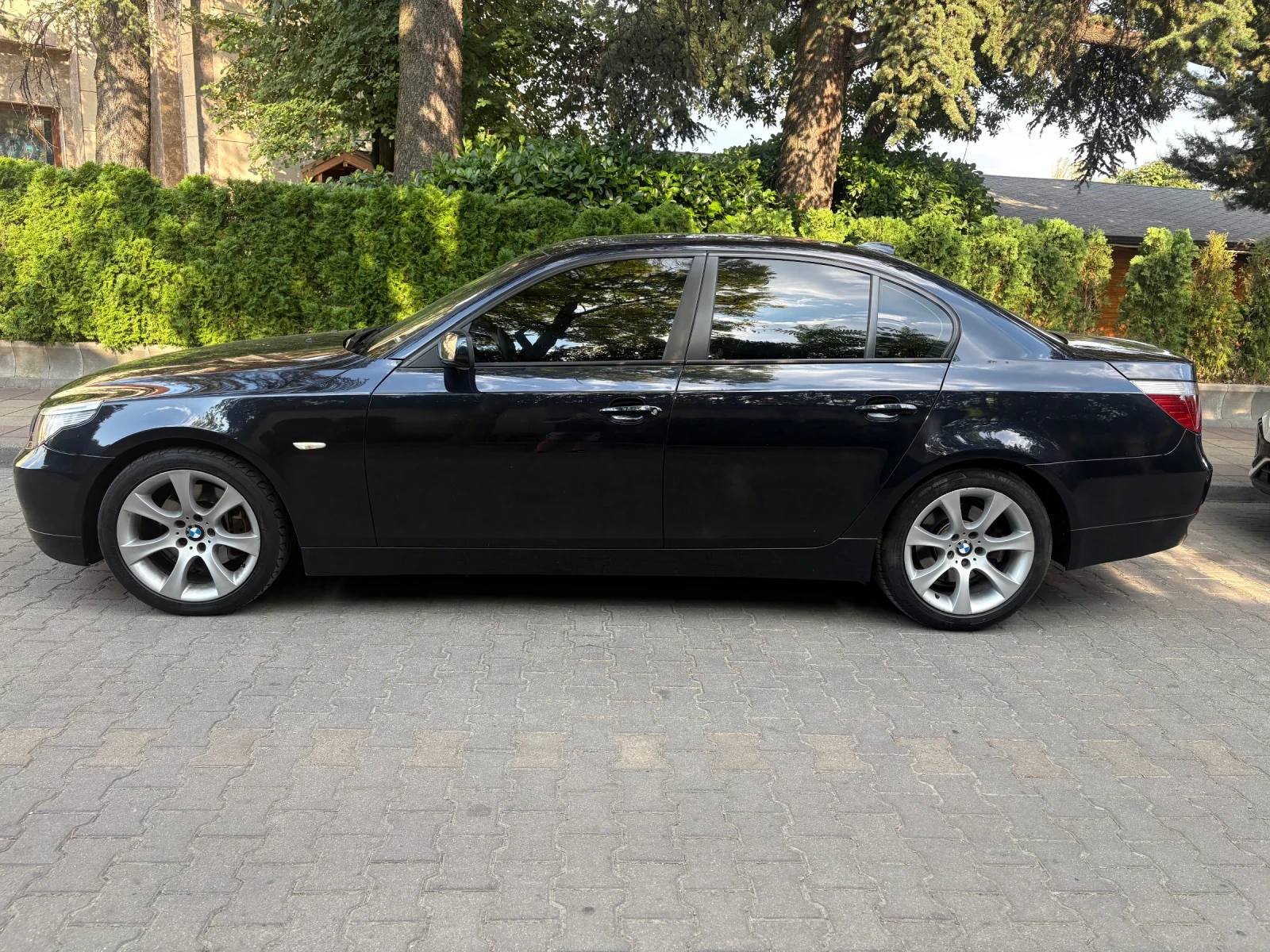 BMW 530 3000 - изображение 3