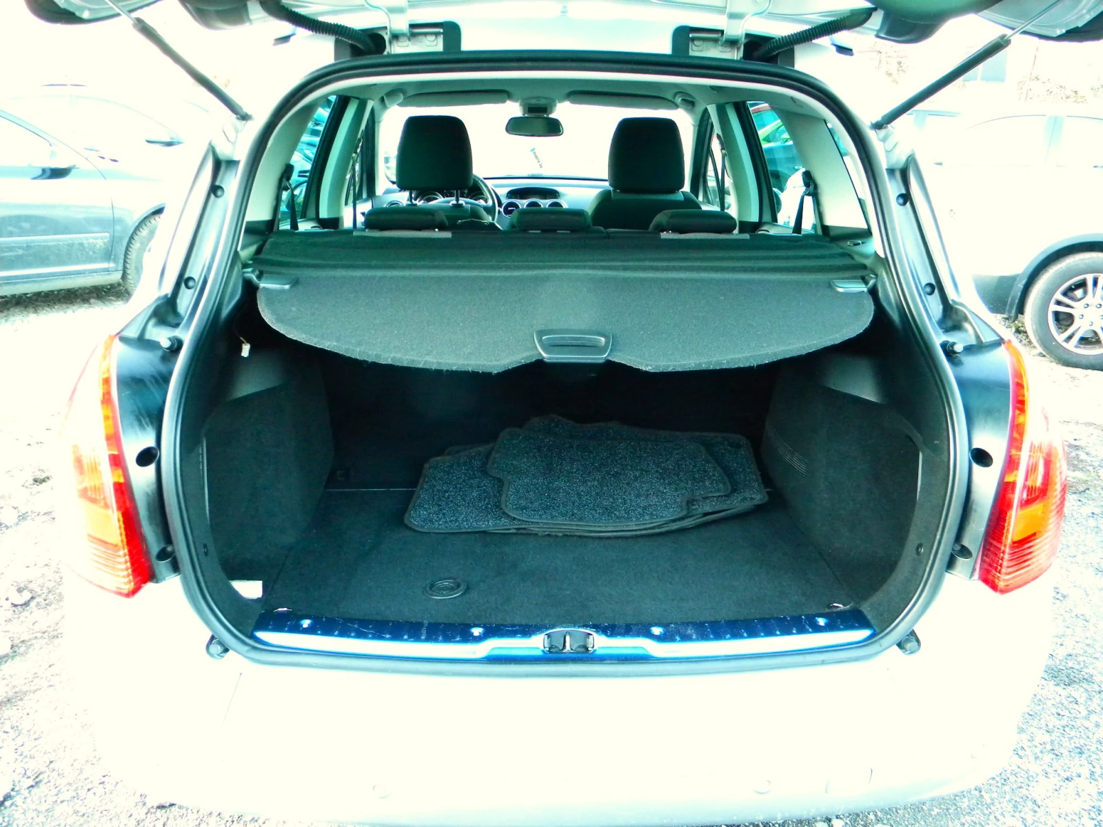 Peugeot 308 SW* 1.6ecoHDI-186000km- -KATO   EURO5 | Mobile.bg   8