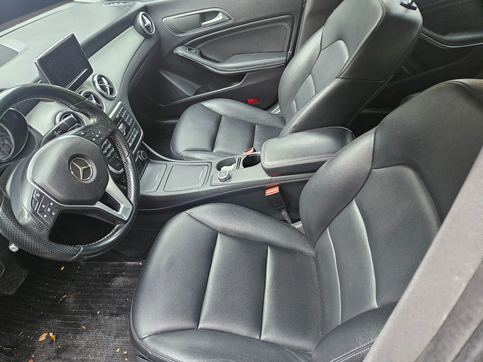 Mercedes-Benz CLA 200  - изображение 5