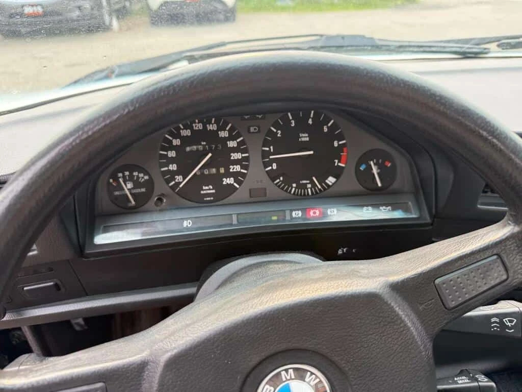 BMW 325 * 325i, E30, AUTO, BARN FIND, 139KMS, AS IS SPECIA | Mobile.bg � ����������� 9