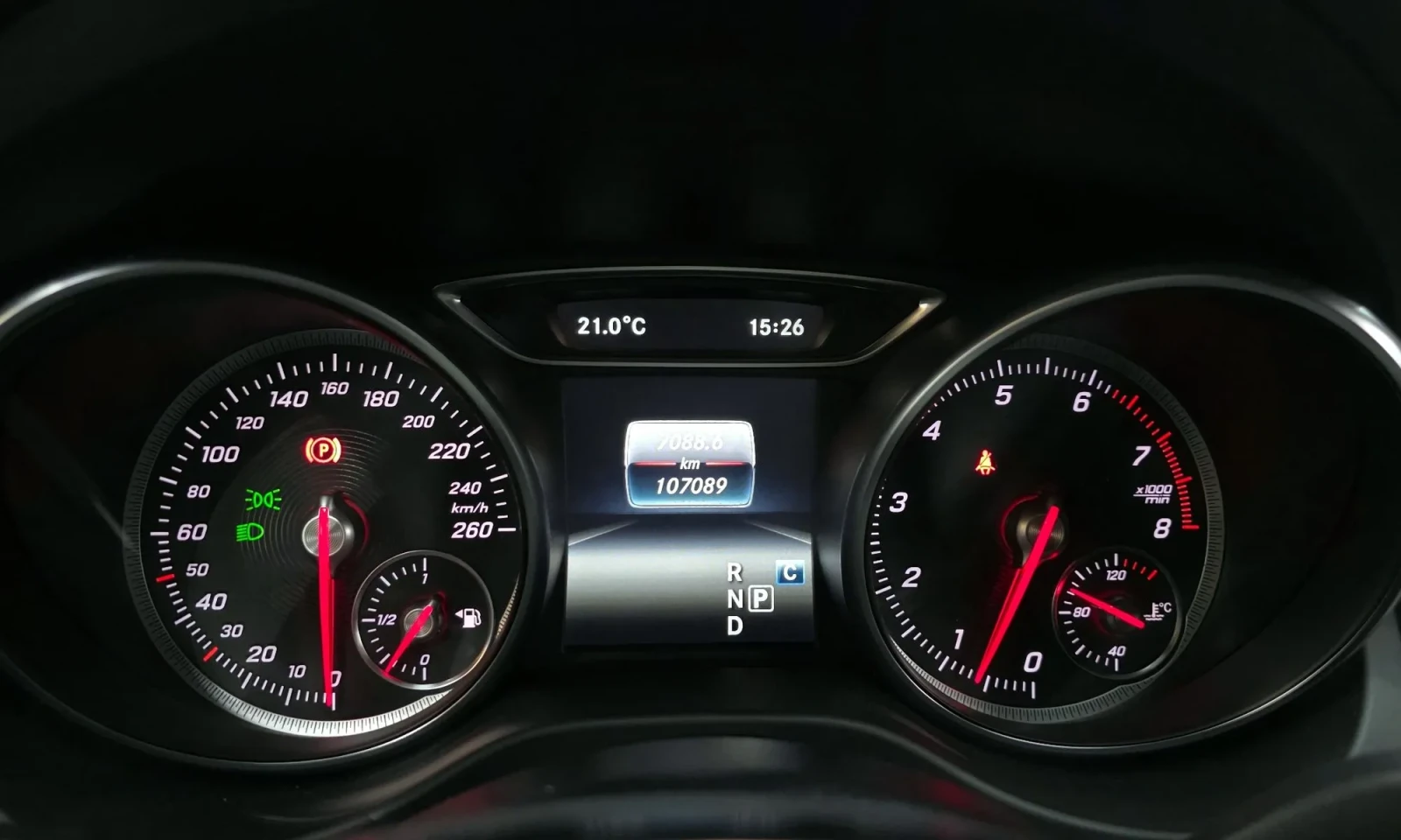 Mercedes-Benz CLA 220 2019* AMG PK* DYNAMIC* KEYLESS* КРАЙНА ЦЕНА, снимка 8 - Автомобили и джипове - 54170021