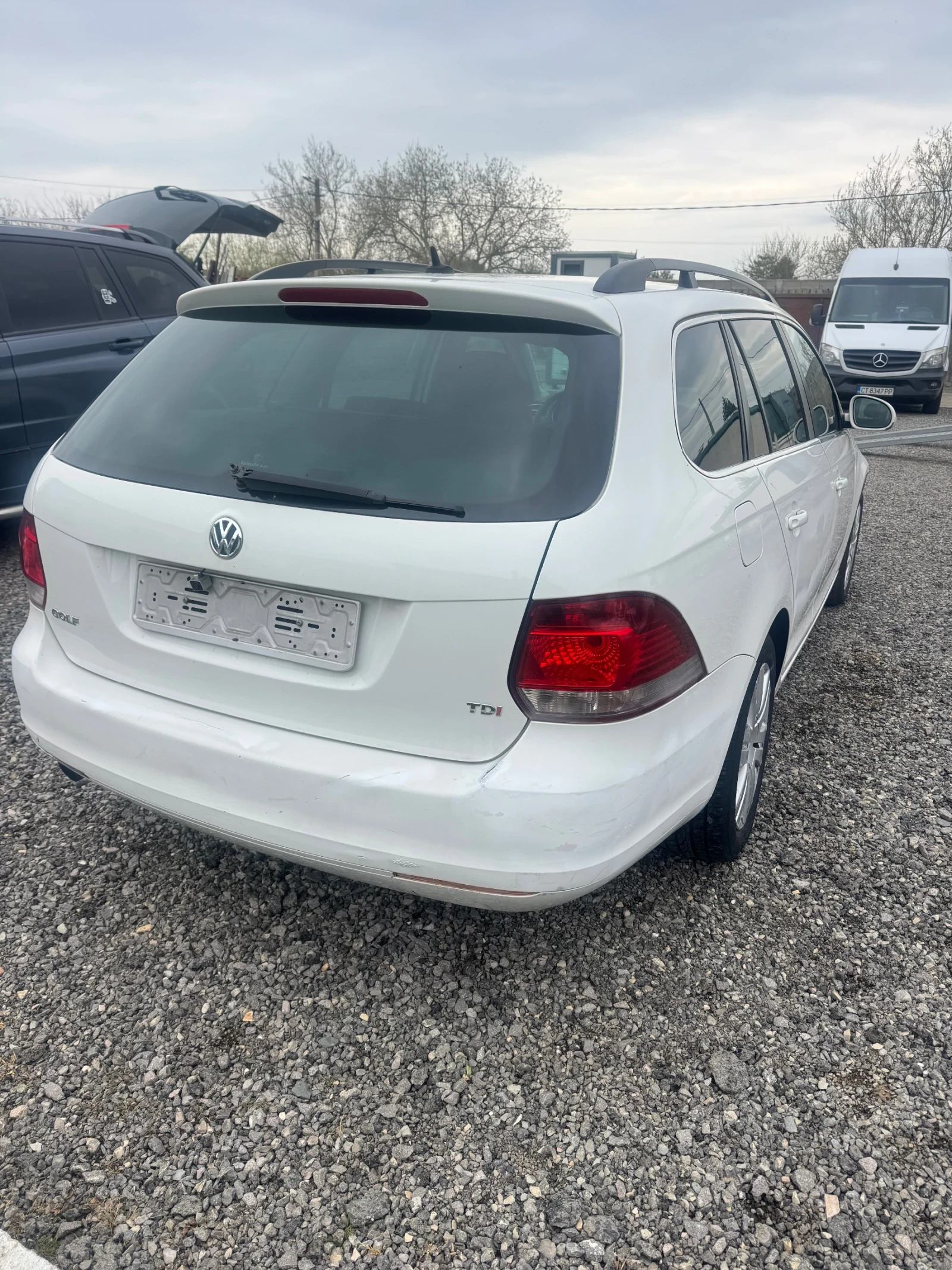 VW Golf 1.6 TDI 105 k.c.  170 000 k� NAVI  | Mobile.bg � ����������� 9