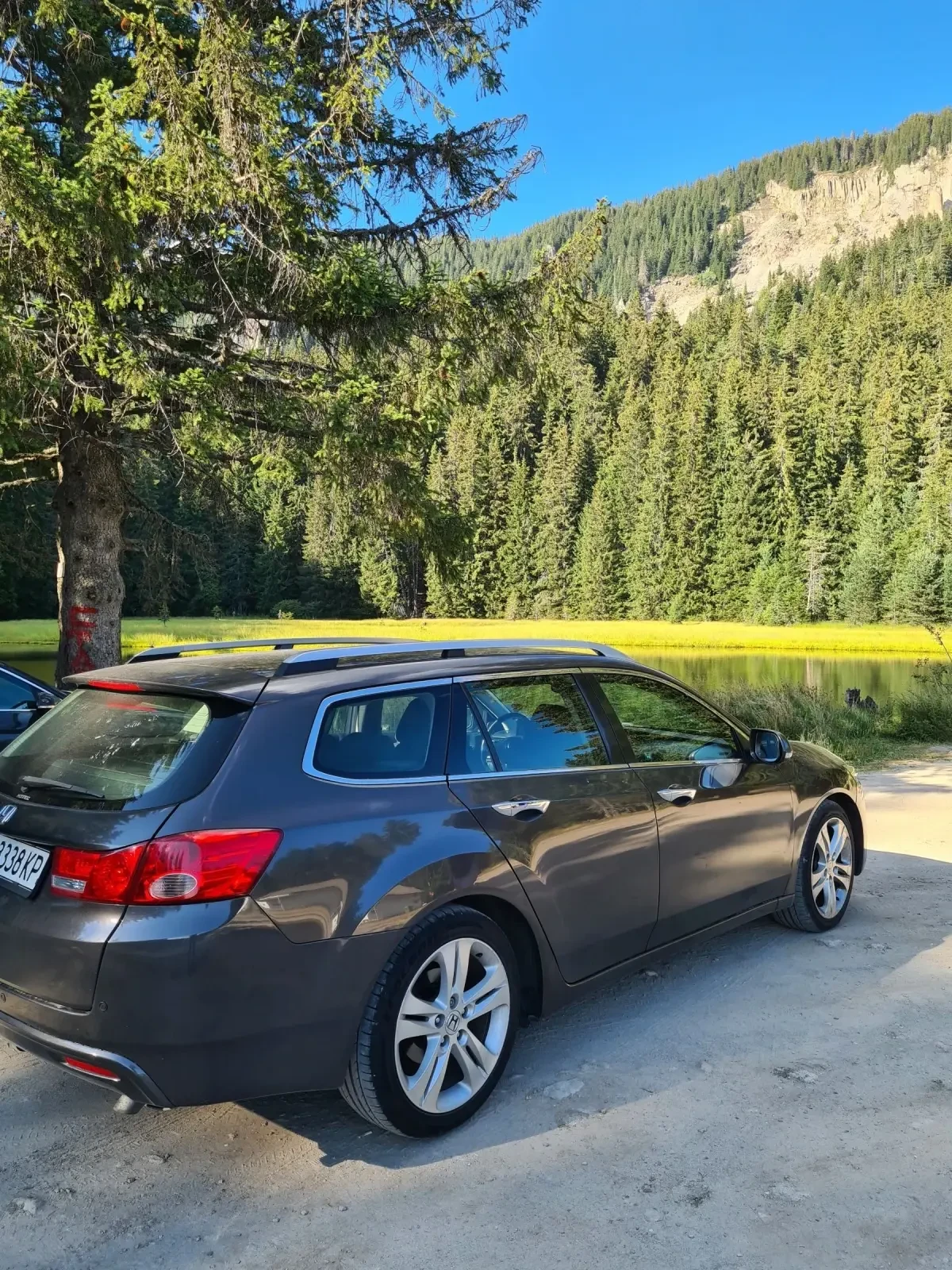 Honda Accord 2.2 i-DTEC, снимка 8 - Автомобили и джипове - 54527536