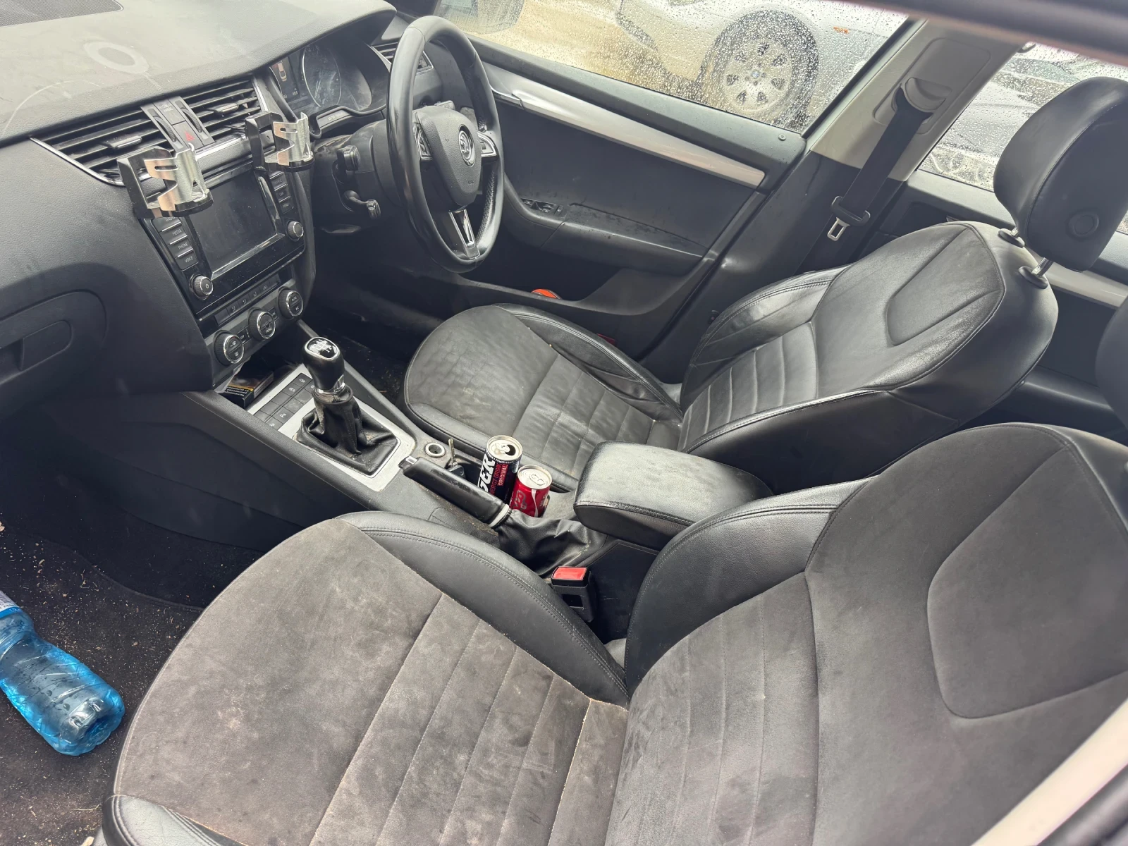 Skoda Octavia 1.6tdi / ДИСТРОНИК / ПАРКТРОНИК / ТОП , снимка 8 - Автомобили и джипове - 54783839