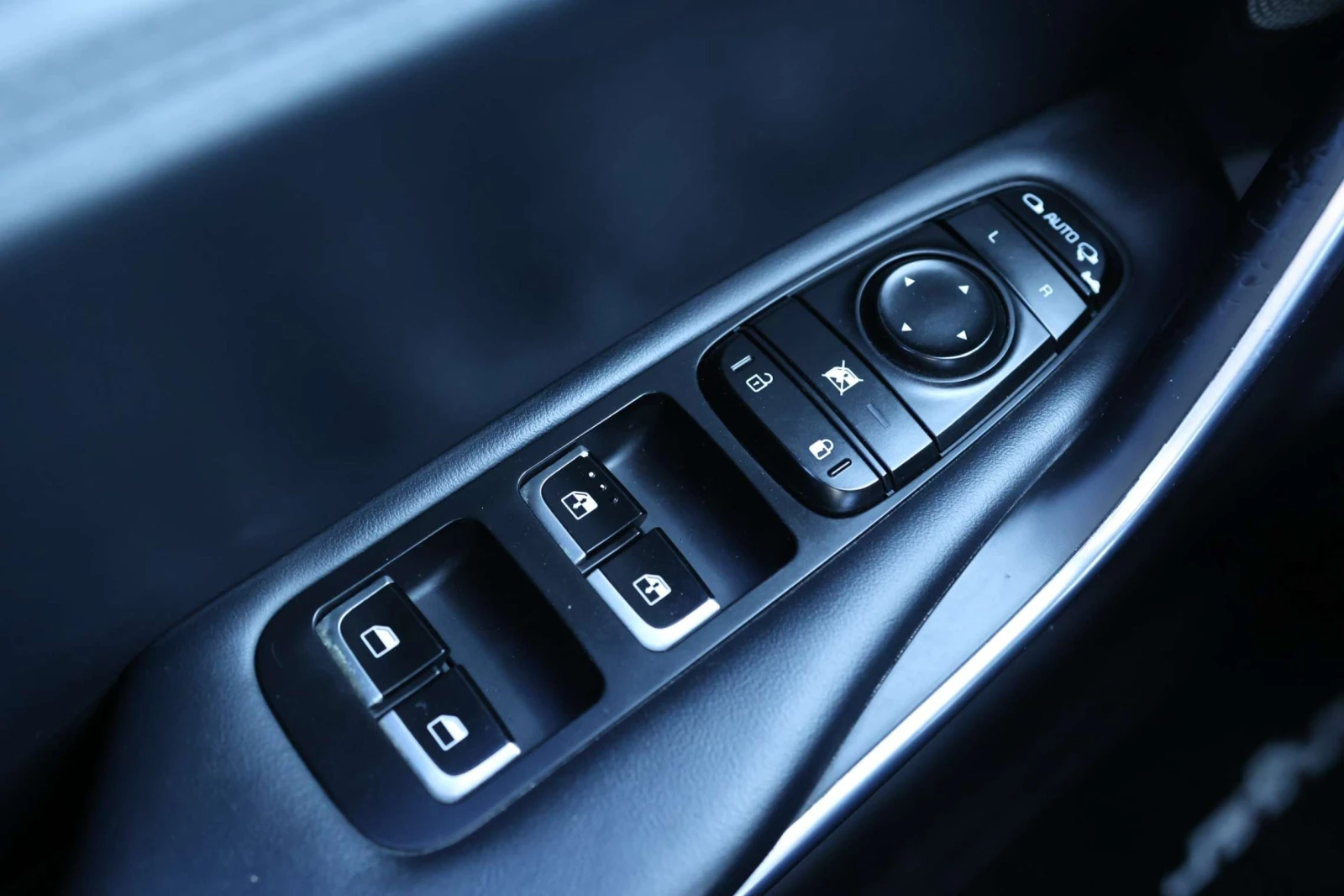 Kia Stinger GT-LIMITED-AWD/360 CAM/ ЦЕНА ДО БГ, снимка 14 - Автомобили и джипове - 54870602