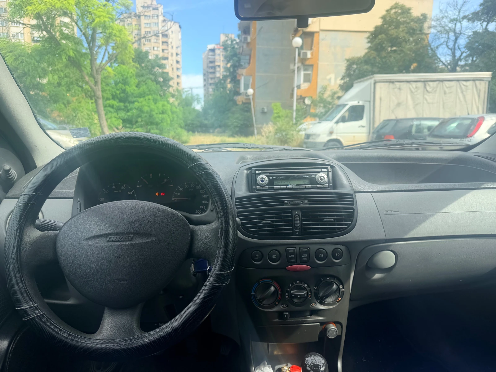 Fiat Punto, снимка 4 - Автомобили и джипове - 54923295