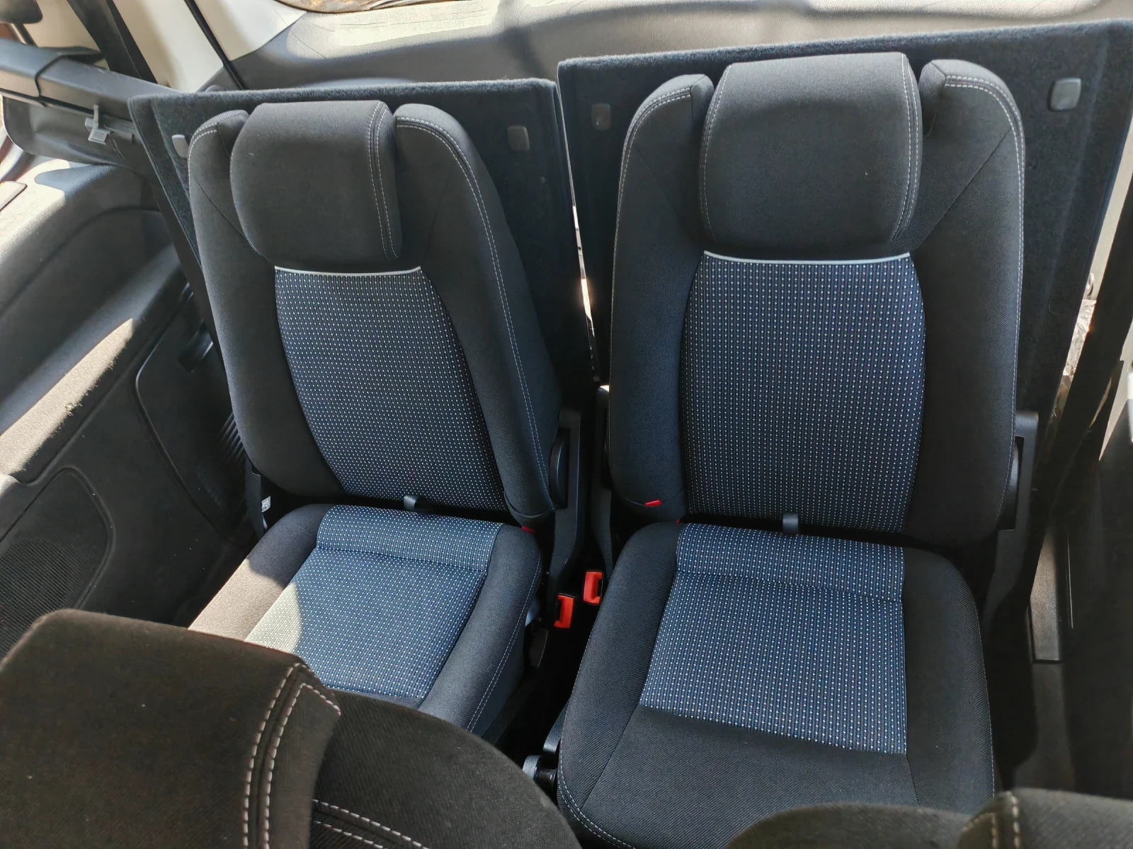 Ford Galaxy 1.6 ecoboost 160 к.с. 7 местен, снимка 9 - Автомобили и джипове - 55125132