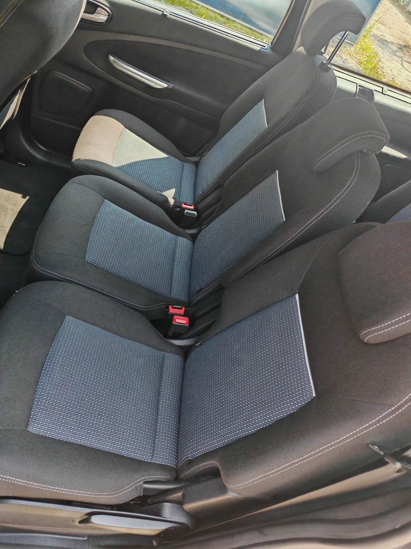 Ford Galaxy 1.6 ecoboost 160 к.с. 7 местен, снимка 8 - Автомобили и джипове - 55125132