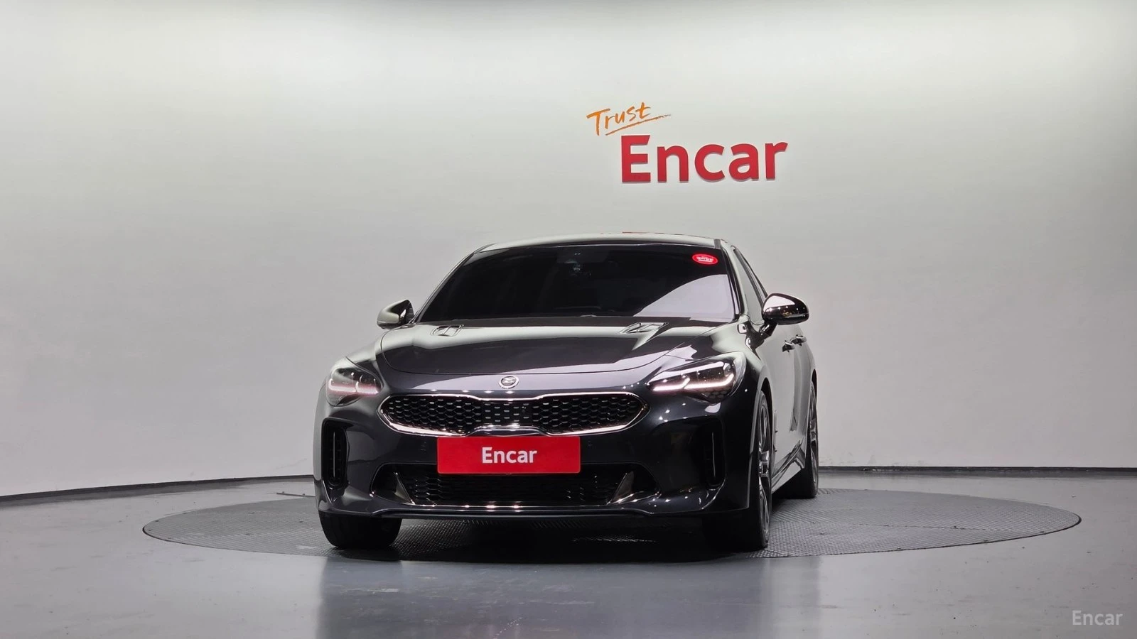 Kia Stinger 3.3 GT TURBO* ОБДУХ* 360* HUD* ПАНОРАМА* , снимка 3 - Автомобили и джипове - 55538012