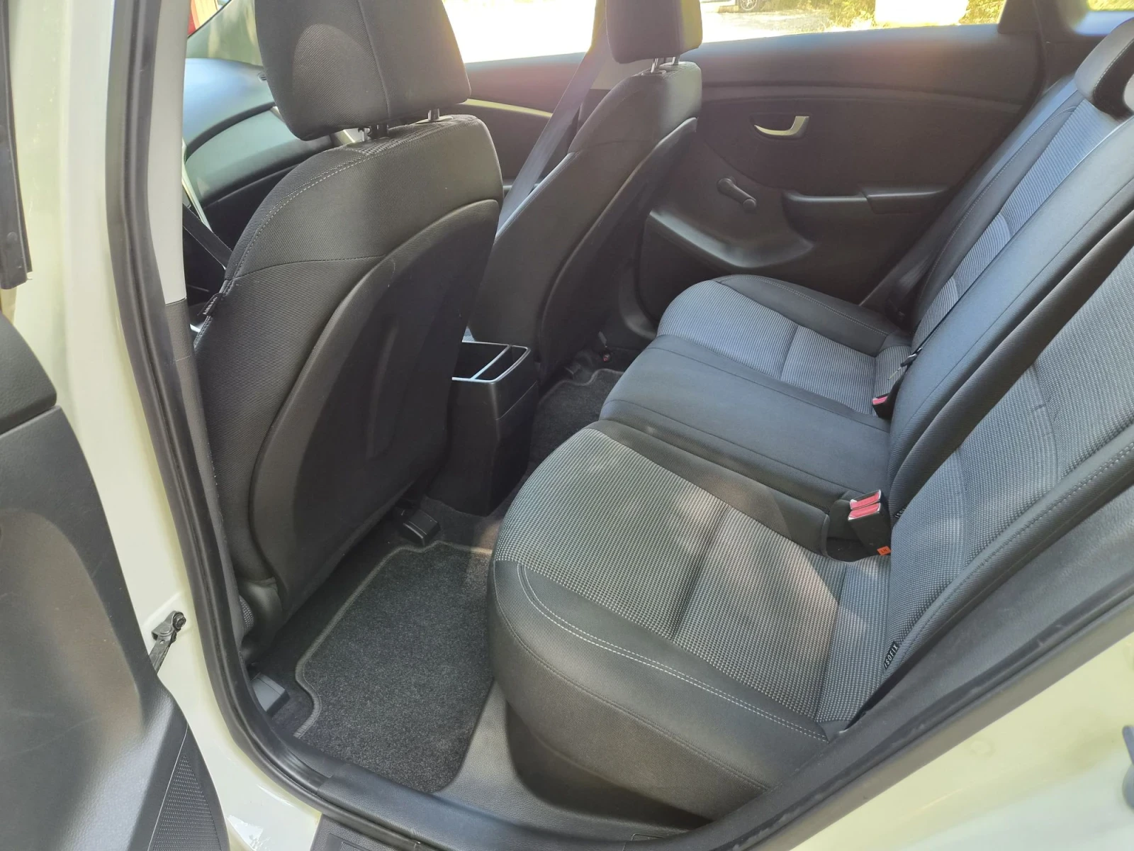 Hyundai I30 1.4 100к.с 120000км, снимка 14 - Автомобили и джипове - 55624289