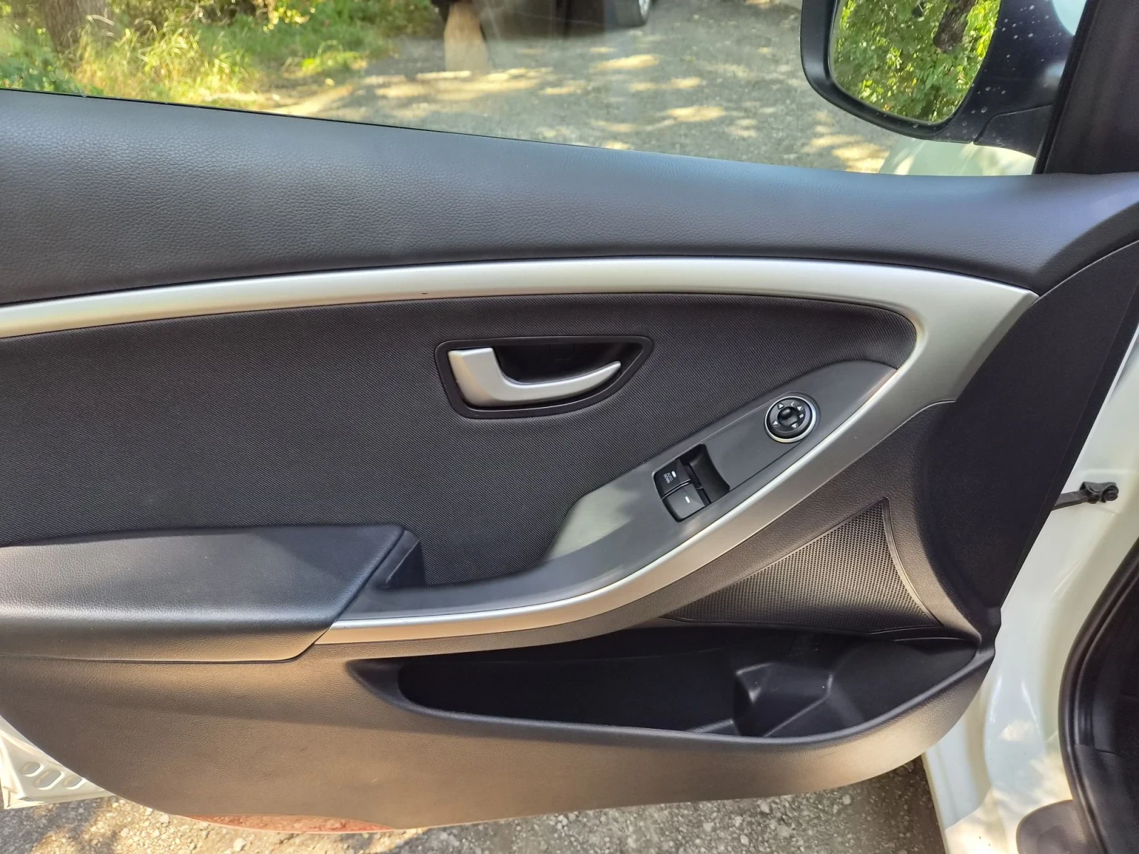 Hyundai I30 1.4 100к.с 120000км, снимка 13 - Автомобили и джипове - 55624289