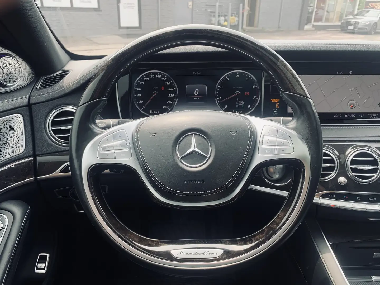 Mercedes-Benz S 550 BURMESTER 3D/SOFT/360 КАМЕРИ/ПАНОРАМА/ОБДУХВАНЕ/  , снимка 10 - Автомобили и джипове - 55791220