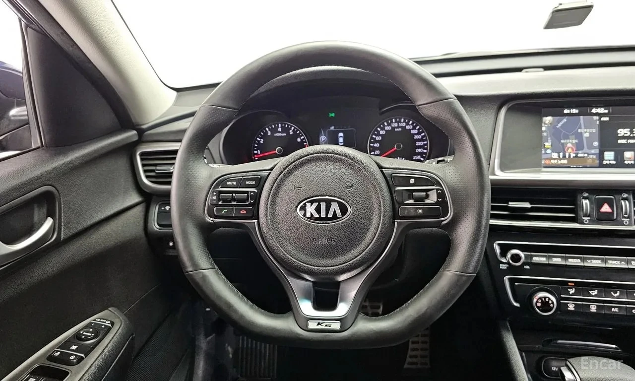 Kia K5 LPI SX* ПОДГРЕВ* НАВИ* КАМЕРА АВТОКРЕДИТ* , снимка 12 - Автомобили и джипове - 55977168