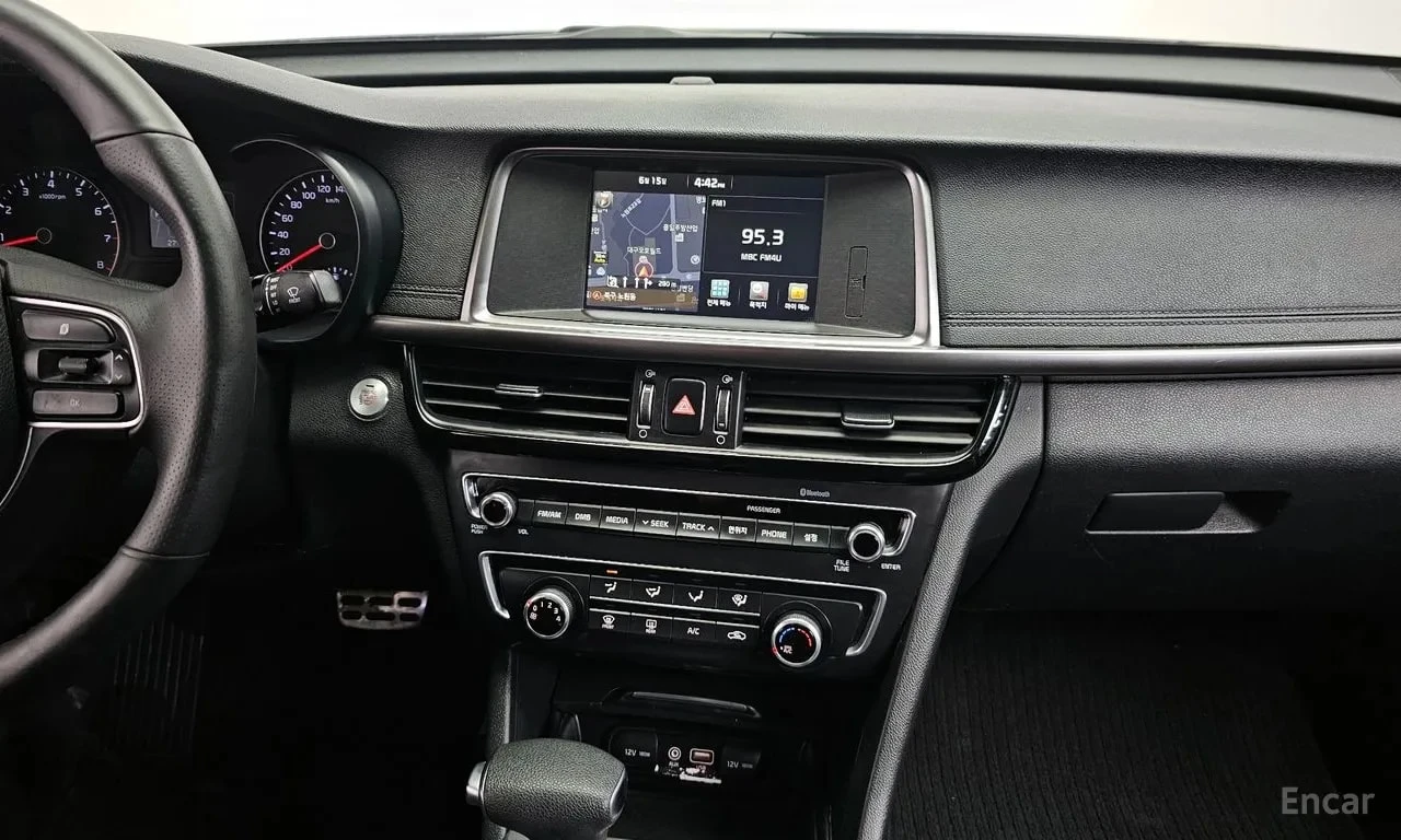 Kia K5 LPI SX* ПОДГРЕВ* НАВИ* КАМЕРА АВТОКРЕДИТ* , снимка 13 - Автомобили и джипове - 55977168