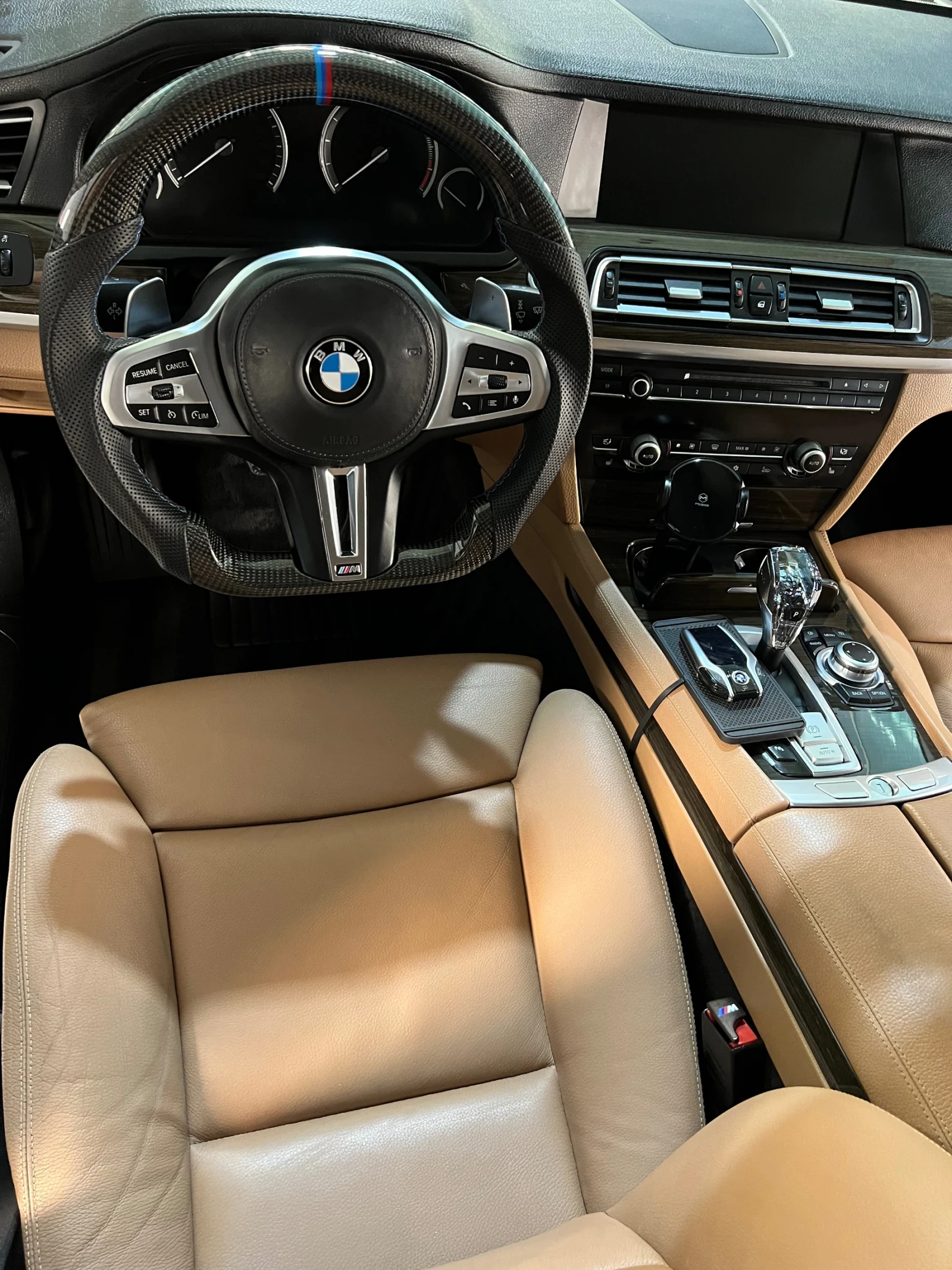 BMW 730, снимка 11 - Автомобили и джипове - 56481099