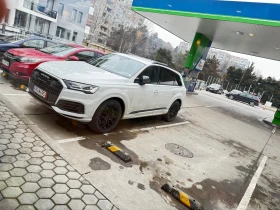 Audi Q7 55 tfsi e ( plug in hybrid ), снимка 2