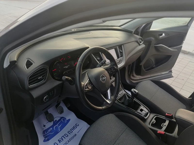 Opel Crossland X, снимка 9 - Автомобили и джипове - 48053252