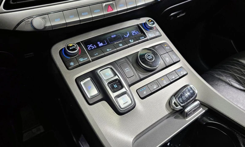 Hyundai Palisade Diesel 2.2 2WD Exclusive, снимка 9 - Автомобили и джипове - 52059109