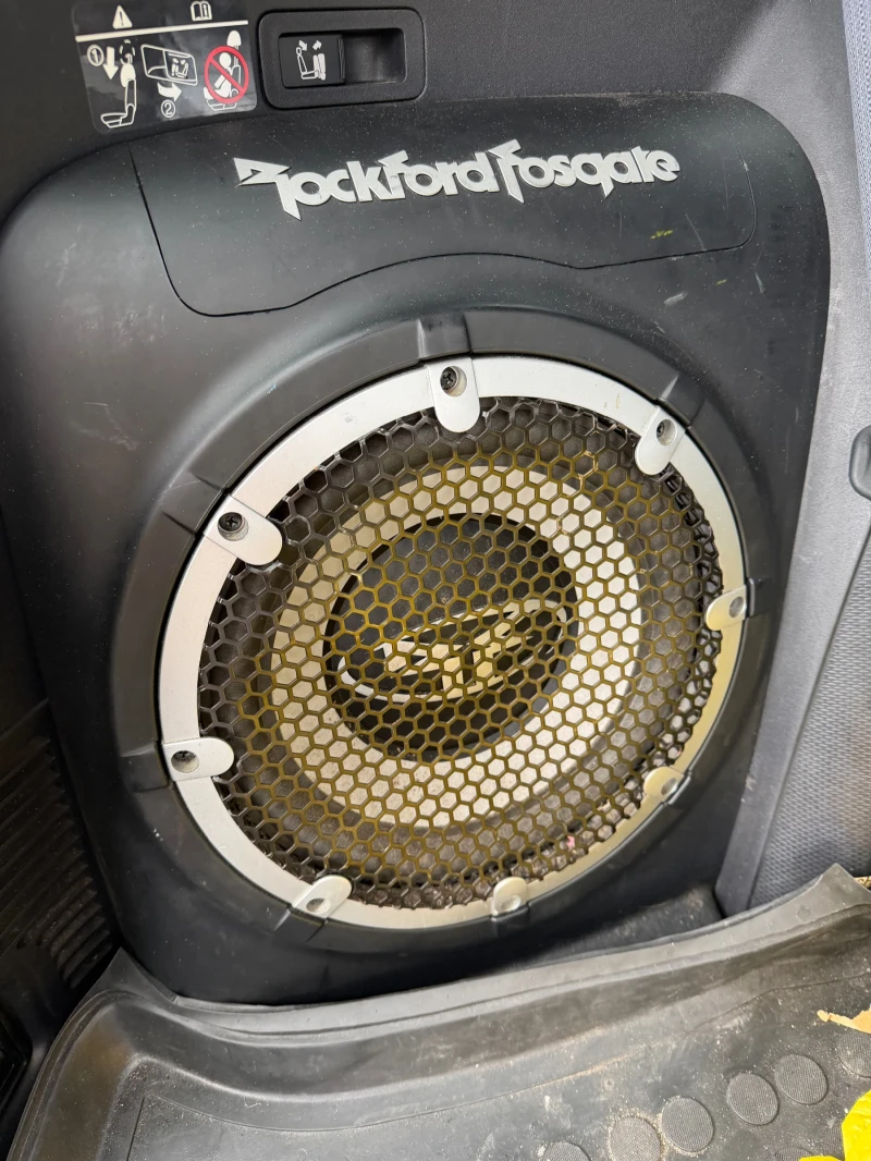 Mitsubishi Outlander, снимка 13 - Автомобили и джипове - 53283393