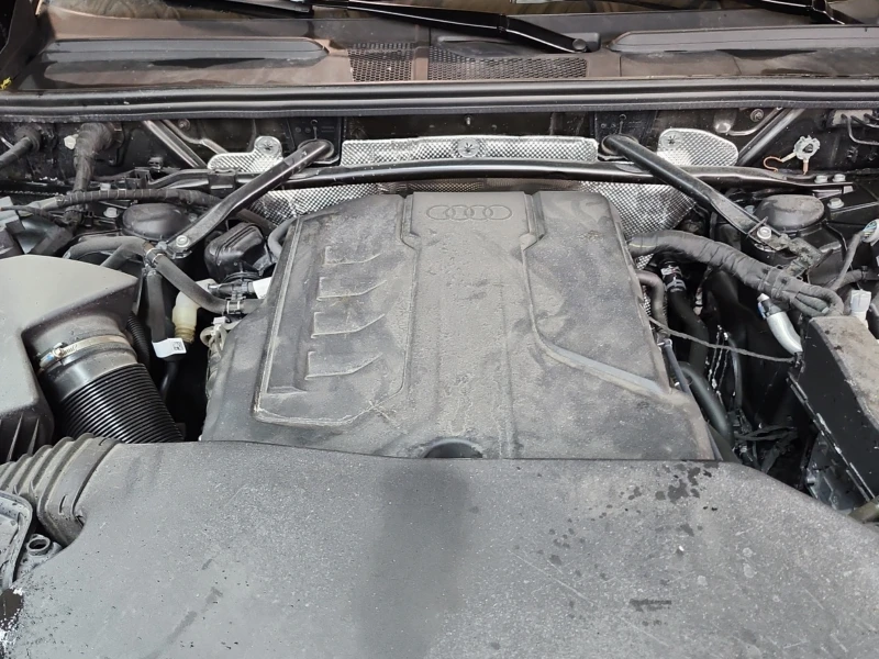 Audi Q5 PROGRESSIV| ПАНОРАМА | CARFAX | БЕЗ ПЪРВОНАЧАЛНА В, снимка 16 - Автомобили и джипове - 53427426