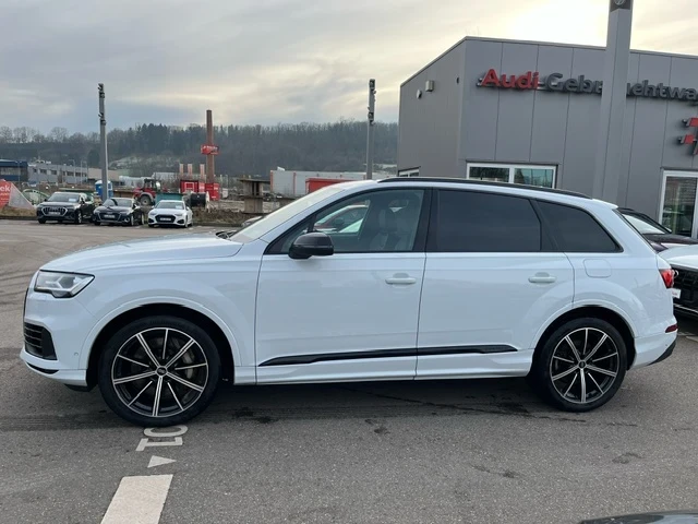 Audi Q7 55 tfsi e ( plug in hybrid ), снимка 4 - Автомобили и джипове - 49288947