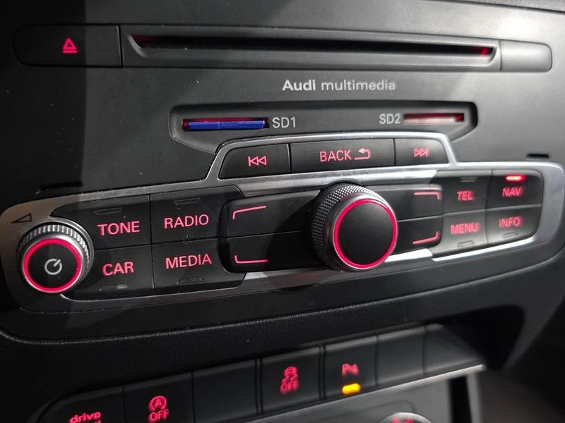 Audi Q3 * 35TDI* QUATTRO* DYNAMIC* ЦЕНАДОБГ!, снимка 17 - Автомобили и джипове - 55643123